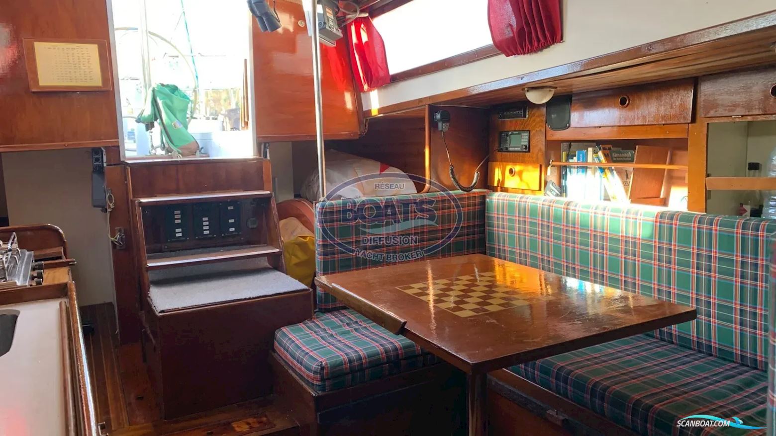 LeComte Yachts Medalist 33 Mk2