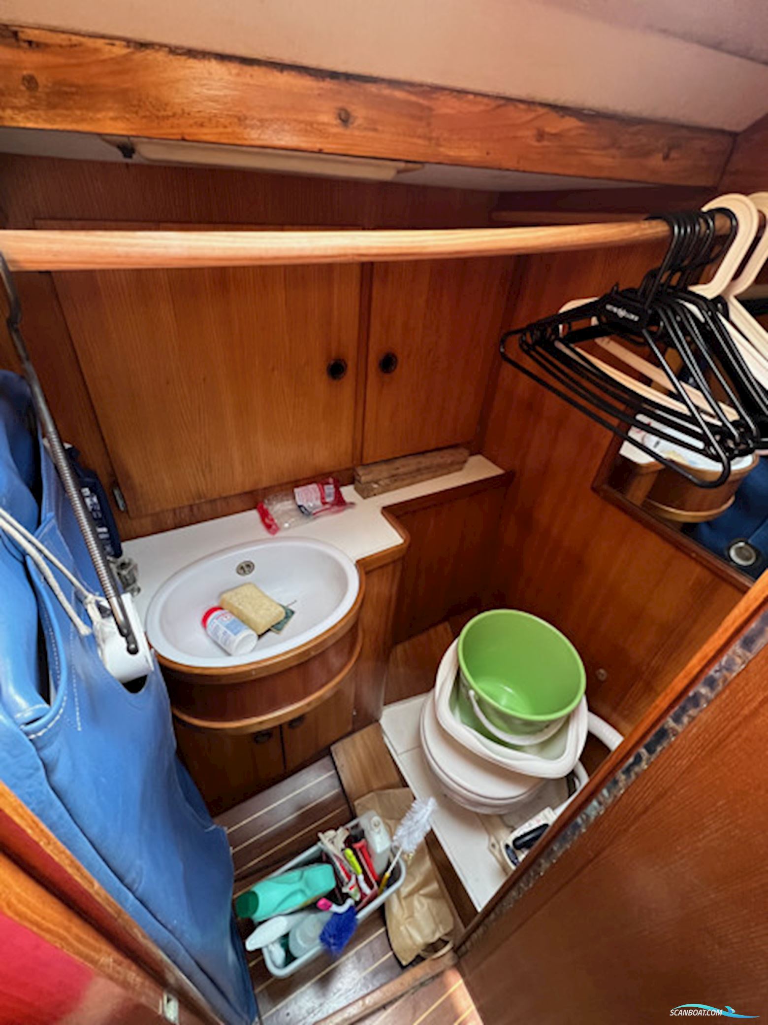 LEGUEN-HEMIDY LEVRIER DES MERS 16