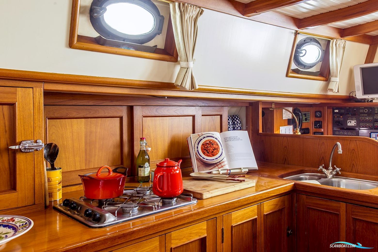 Lemsteraak Aukje Zwaantje