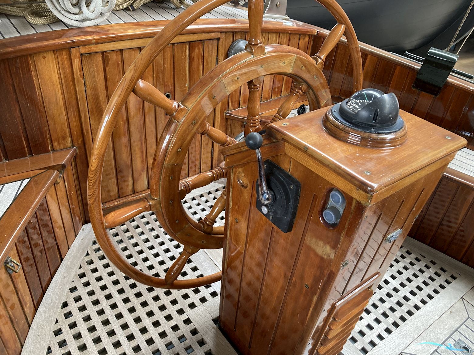 Lemsteraak Bonte Walvis - Roefuitvoering Stofberg 1320