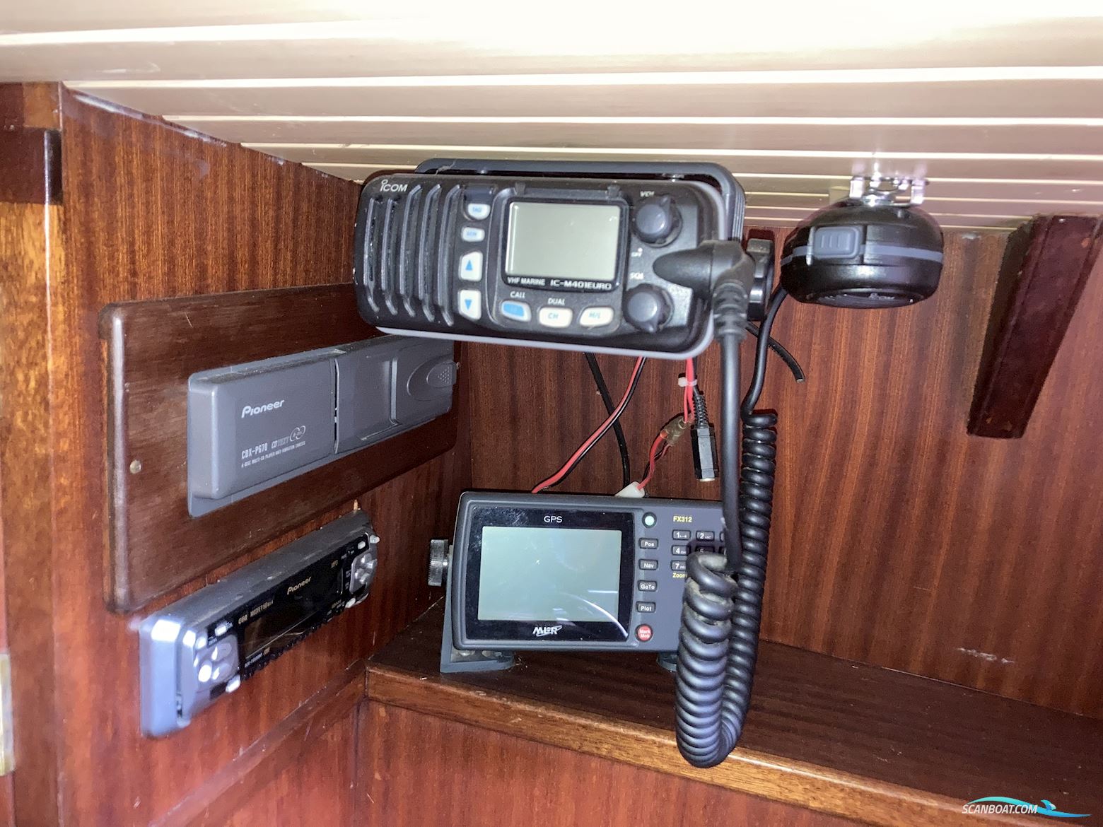 Lemsteraak Bonte Walvis - Roefuitvoering Stofberg 1320