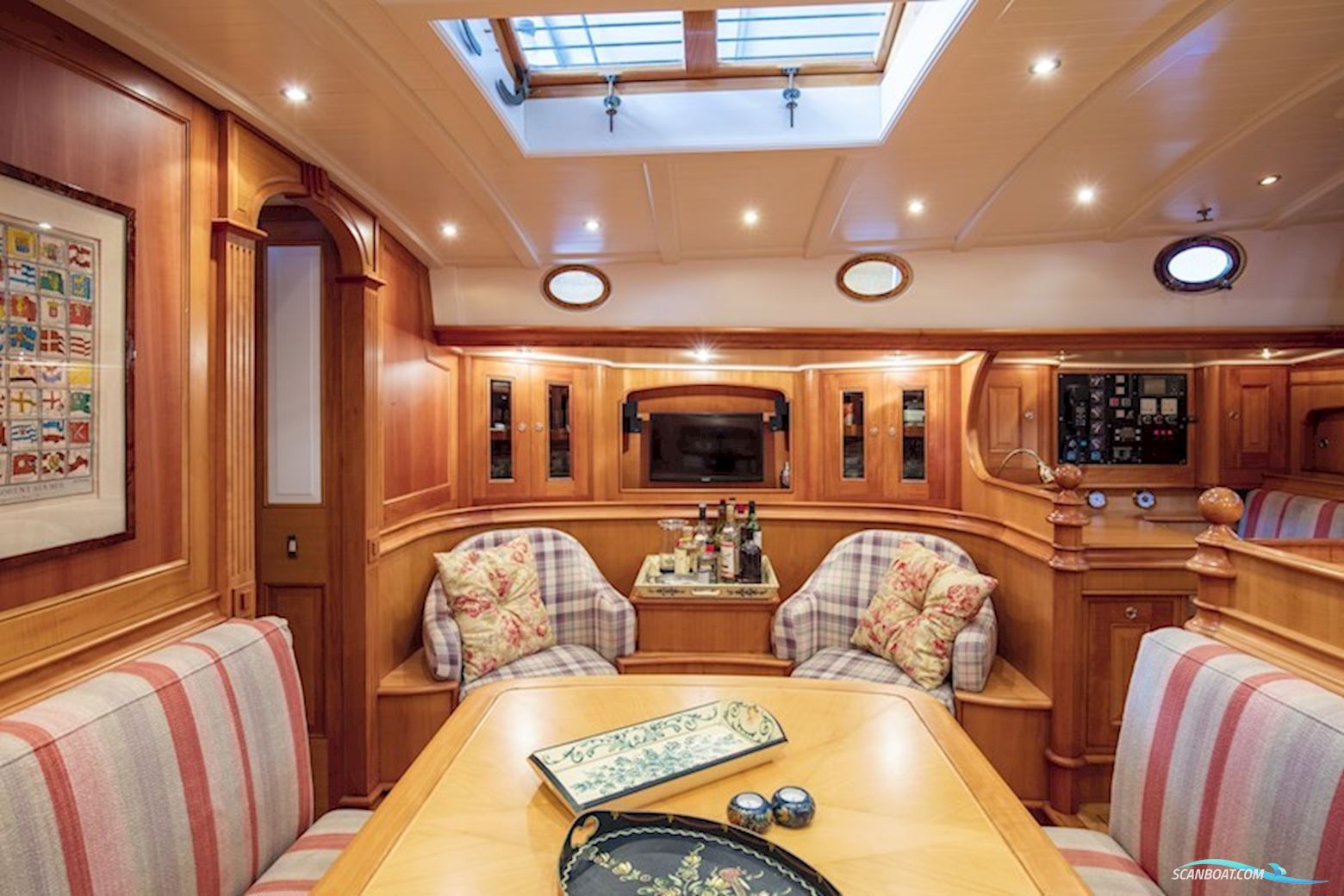 Lemsteraak Gouden Leeuw - Roefaak Hoek Design