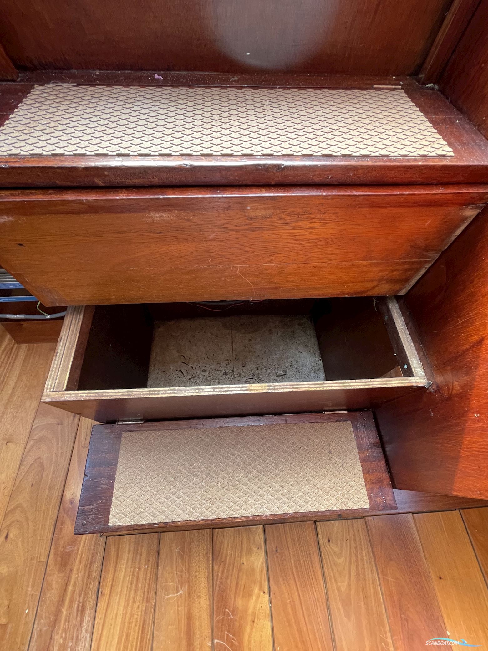 Lemsteraak 't Noorderlicht - Roef Uitvoering