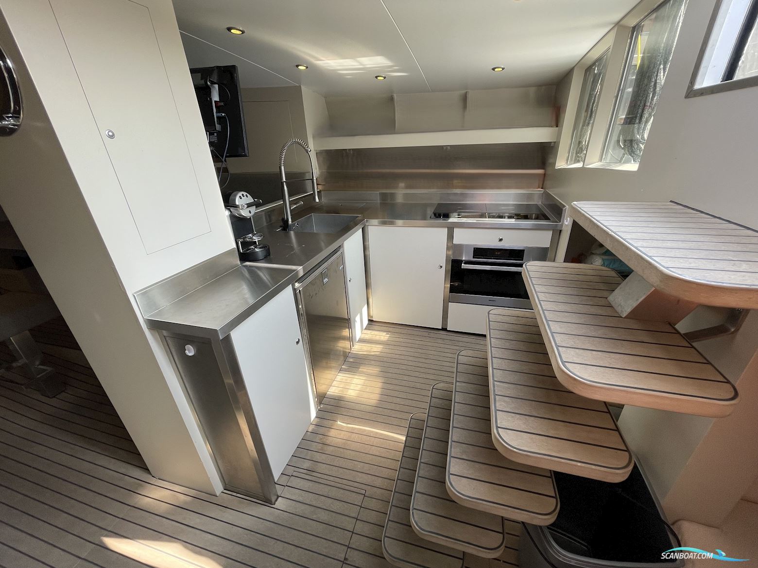 Lemsteraak Warber VA210 - Visserman Uitvoering