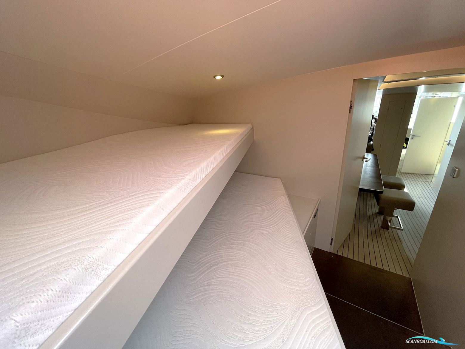 Lemsteraak Warber VA210 - Visserman Uitvoering