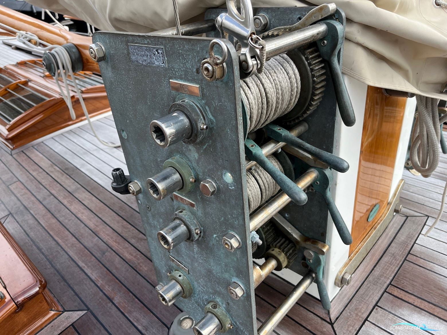 Lemsteraak Woelwater - Roefaak Hoek Design