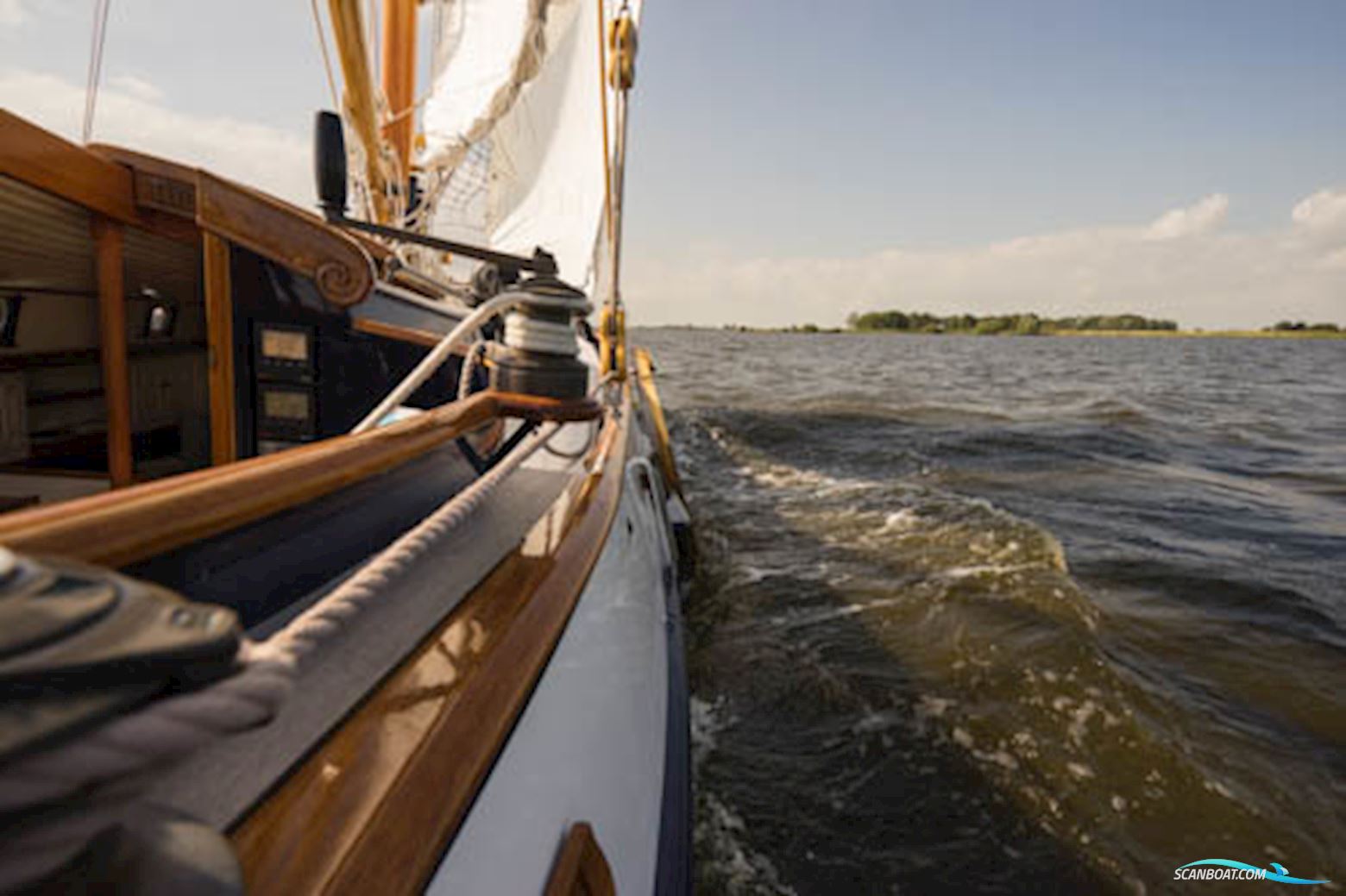 Lemsteraak Zonnewind - Roefuitvoering