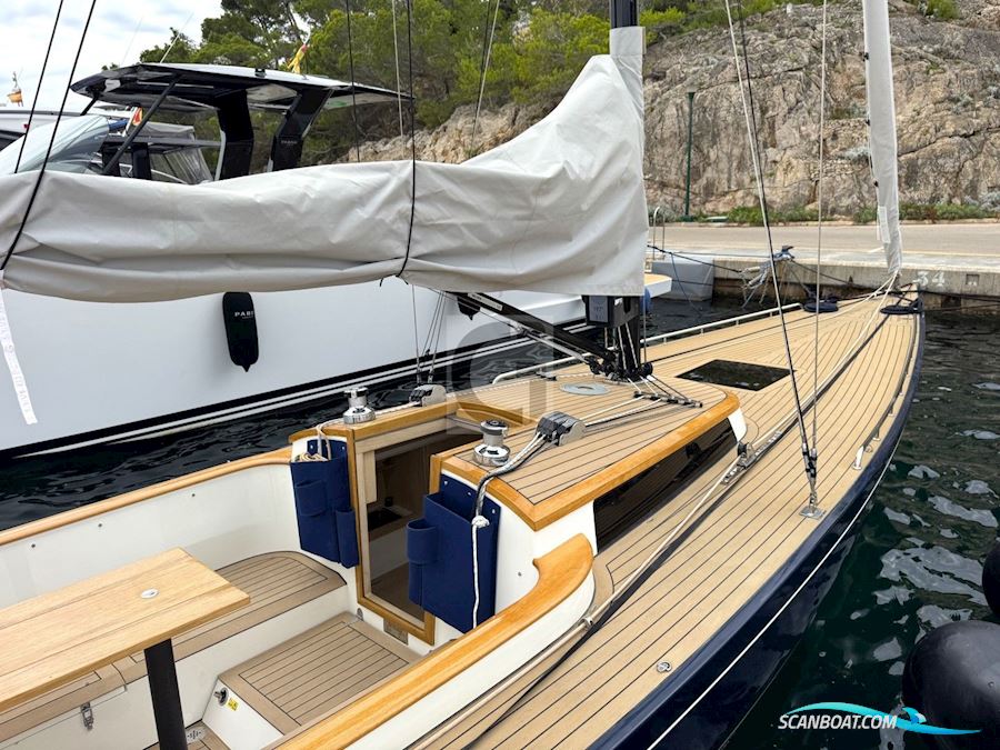 Leonardo Yachts Eagle 38
