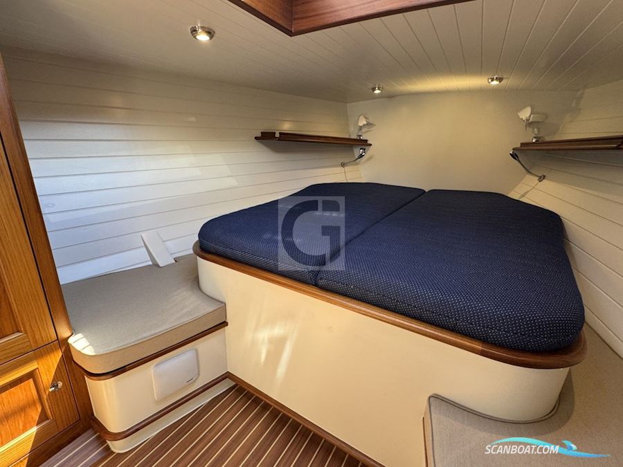 Leonardo Yachts Eagle 54