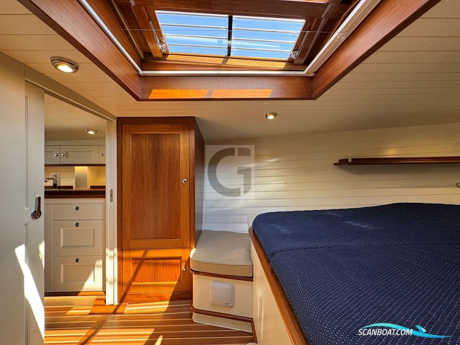 Leonardo Yachts Eagle 54