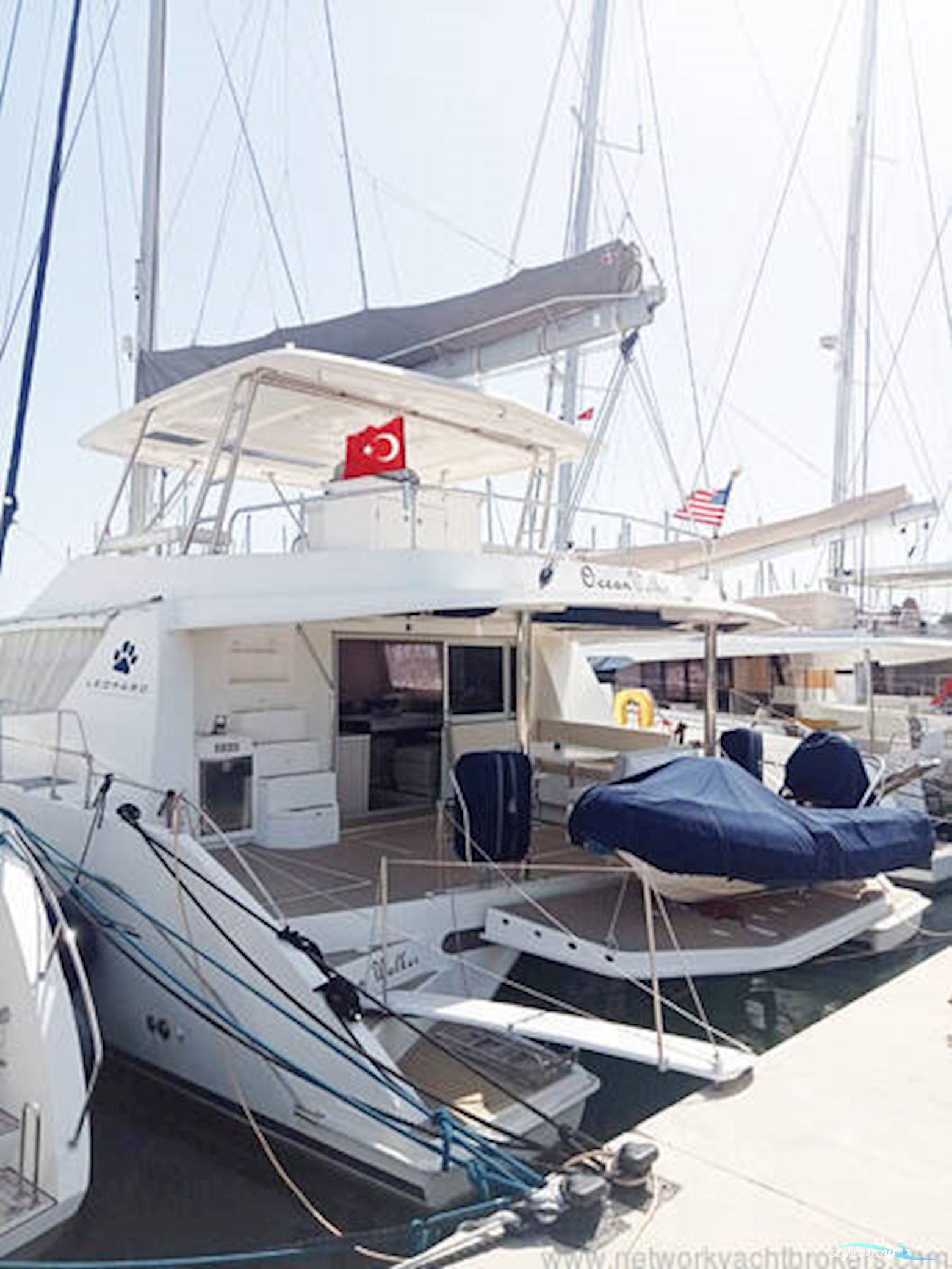Leopard Catamarans Leopard 58