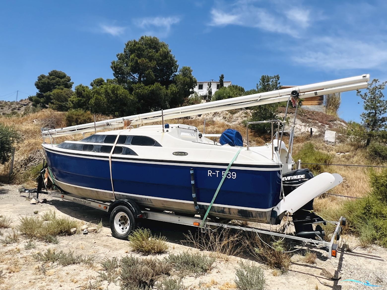 Macgregor 26M