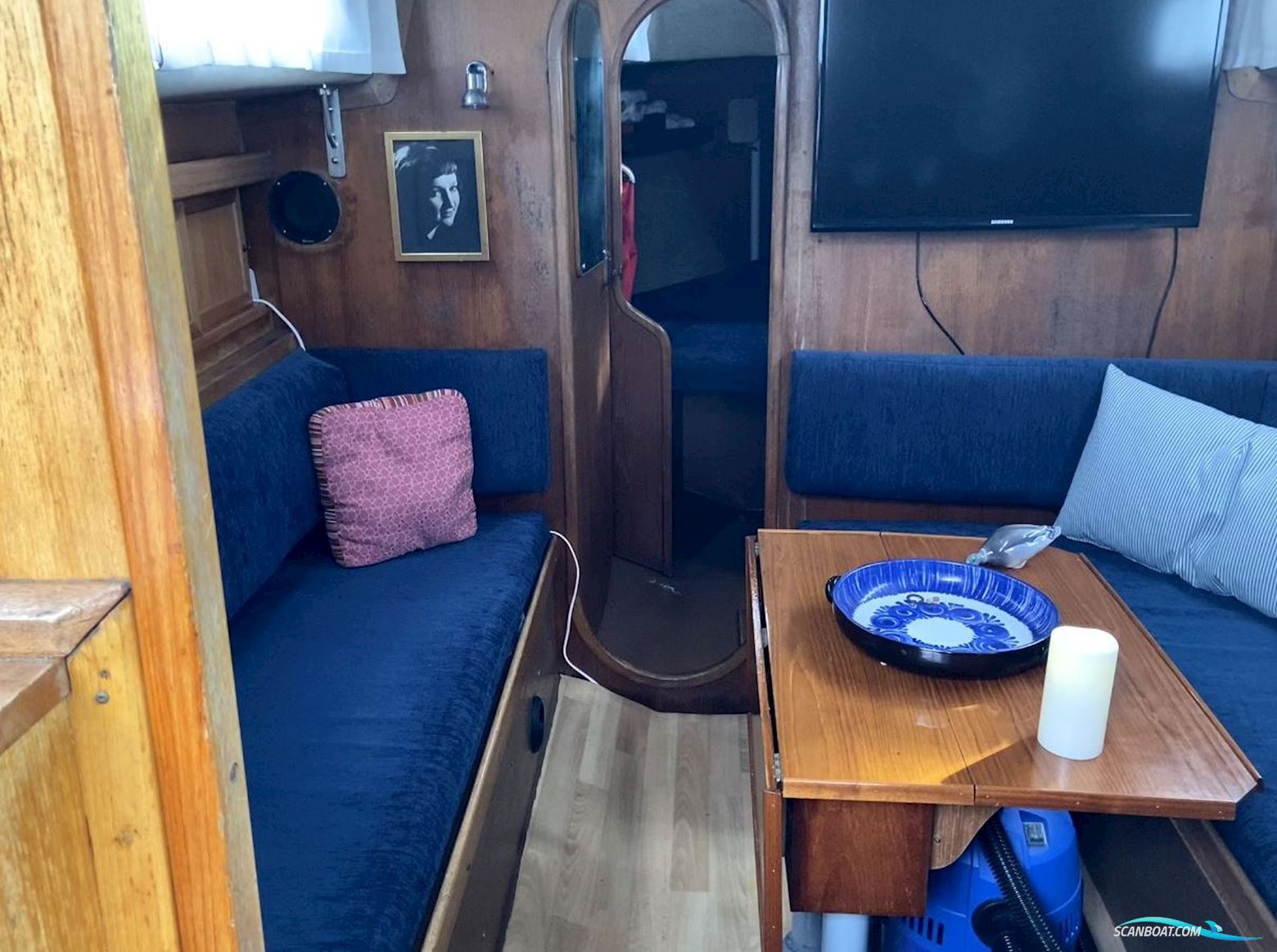 Mascot 28, 1984 - Nibe