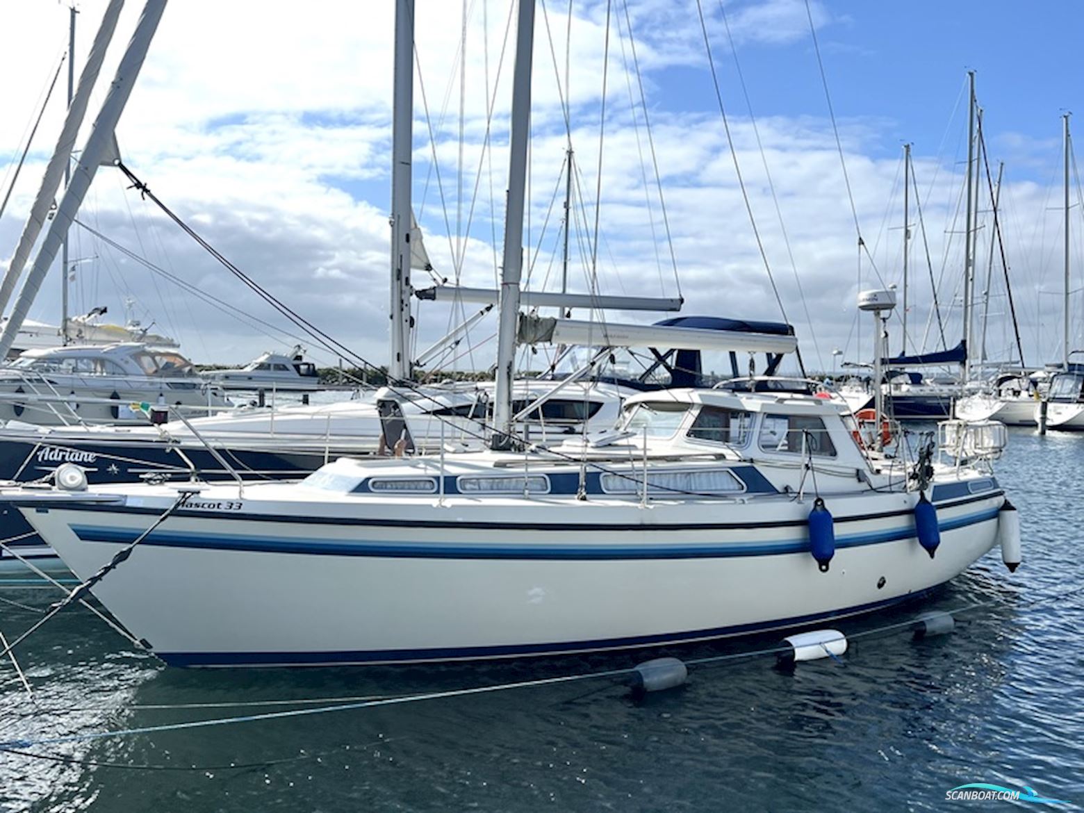 Mascot 33 Segelbåt 1990, med Yanmar 3JH4E motor, Danmark