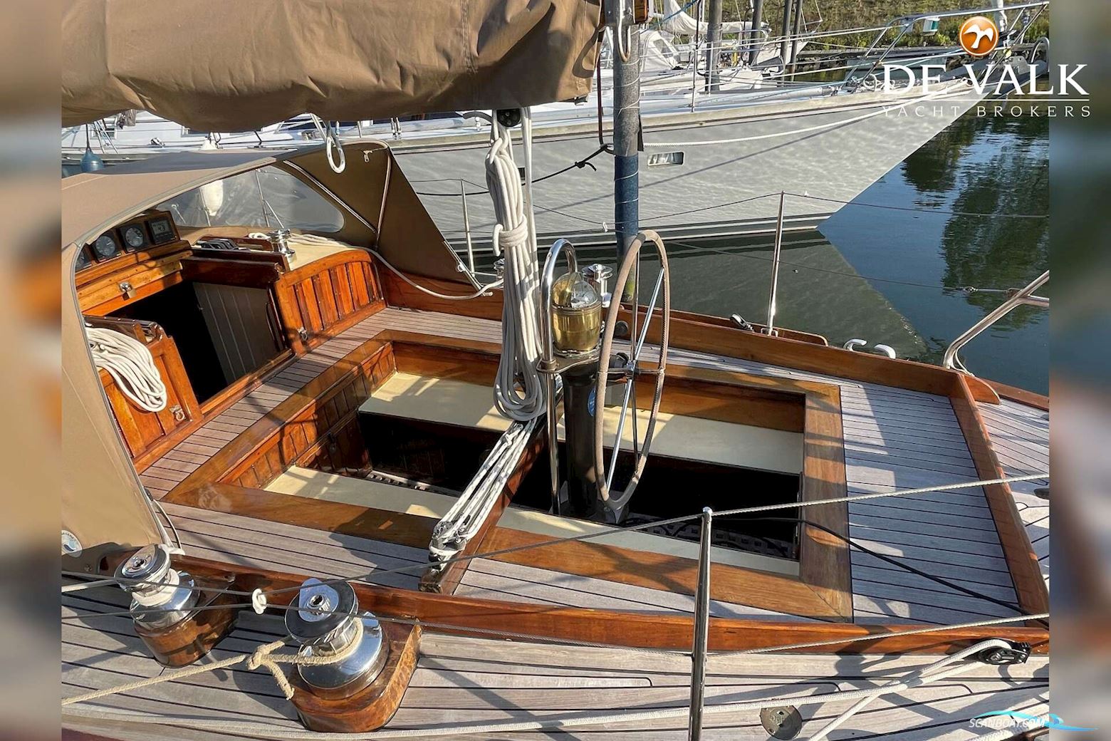 Max Oertz Bermudan Cutter 44 FT