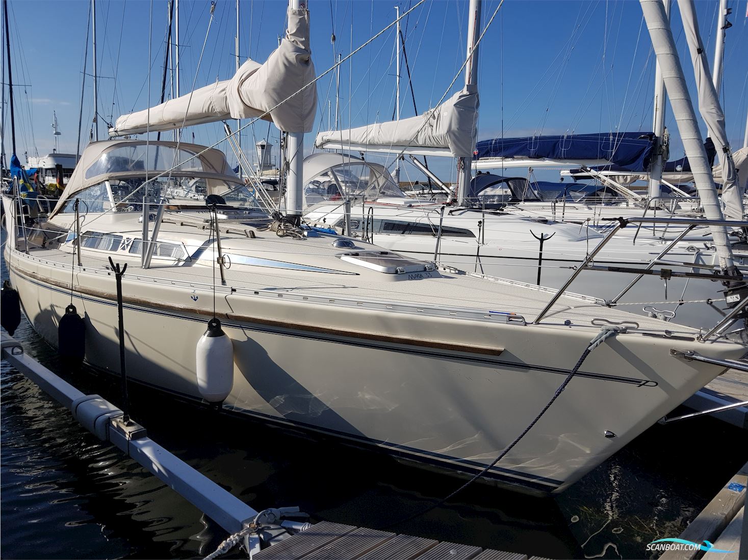 Maxi 33 Segelbåt 1988, med Volvo Penta D1-30F motor, Sverige