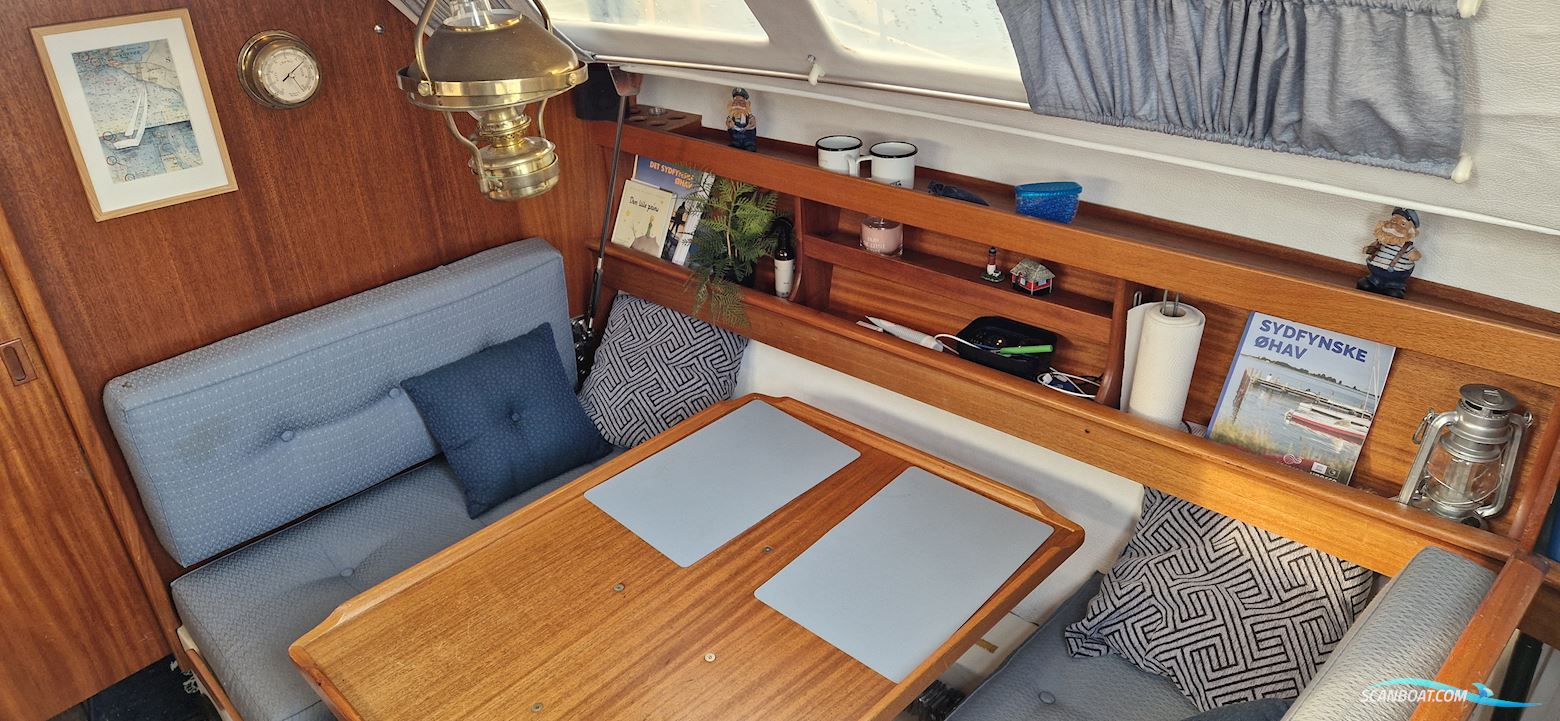 Maxi Fenix Dinette Med Nyere Motor.