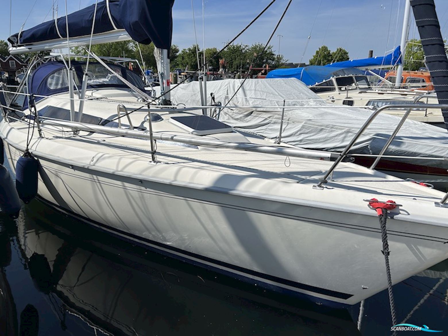 Maxi Fenix Dinette Med Nyere Sejl. Solgt Segelbåt 1985, med Lombardini motor, Danmark