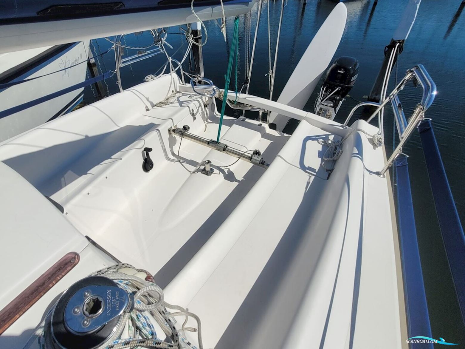 Maxus 24