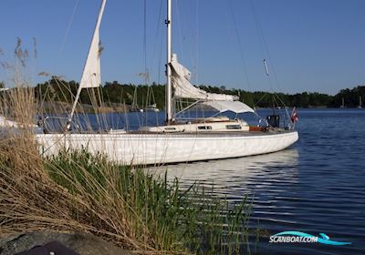 Molich X Meter Segelbåt 1984, med Motor Lombardini 500s, to Cylinder motor, Danmark