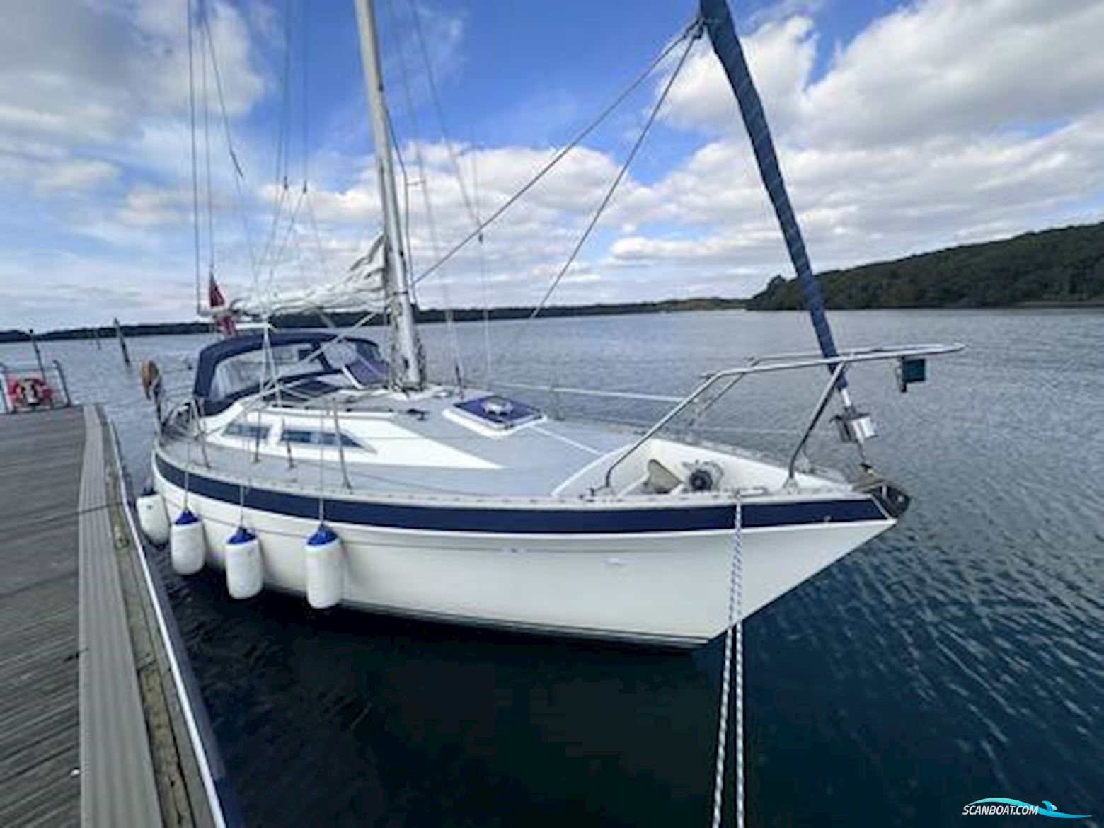 Moody 29 Segelbåt 1982, med Bukh DV20 motor, England