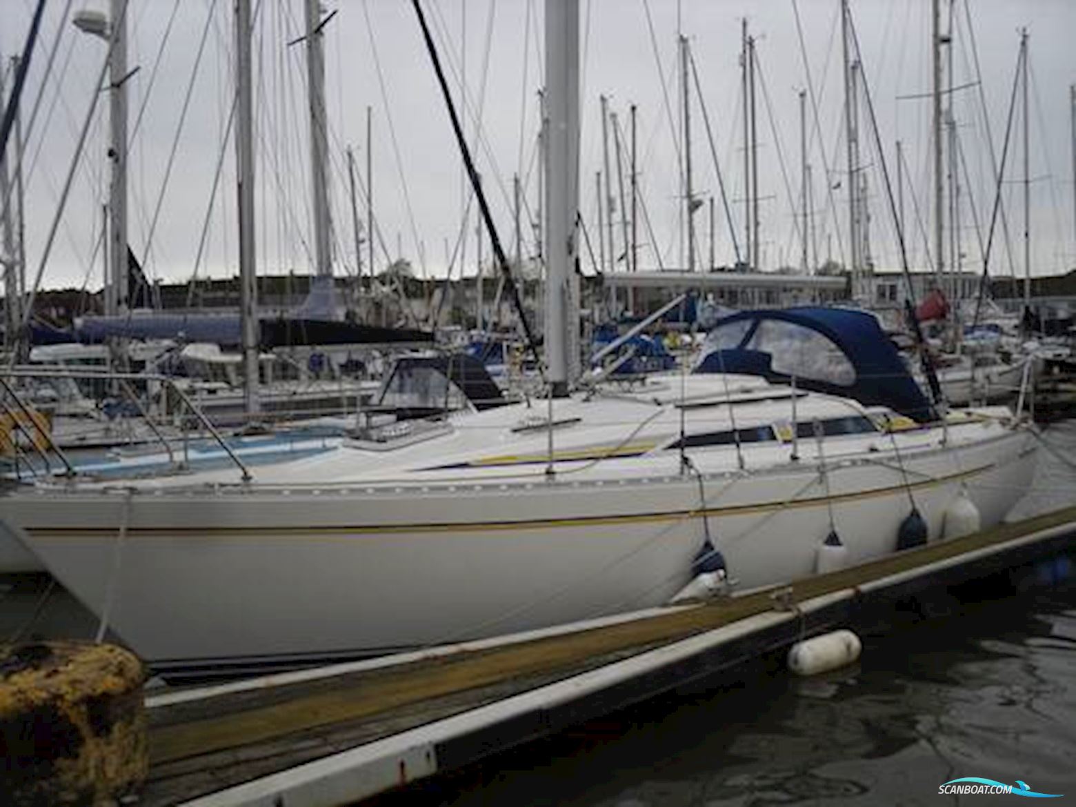 Moody 31 Segelbåt 1989, med Volvo 2003 motor, England