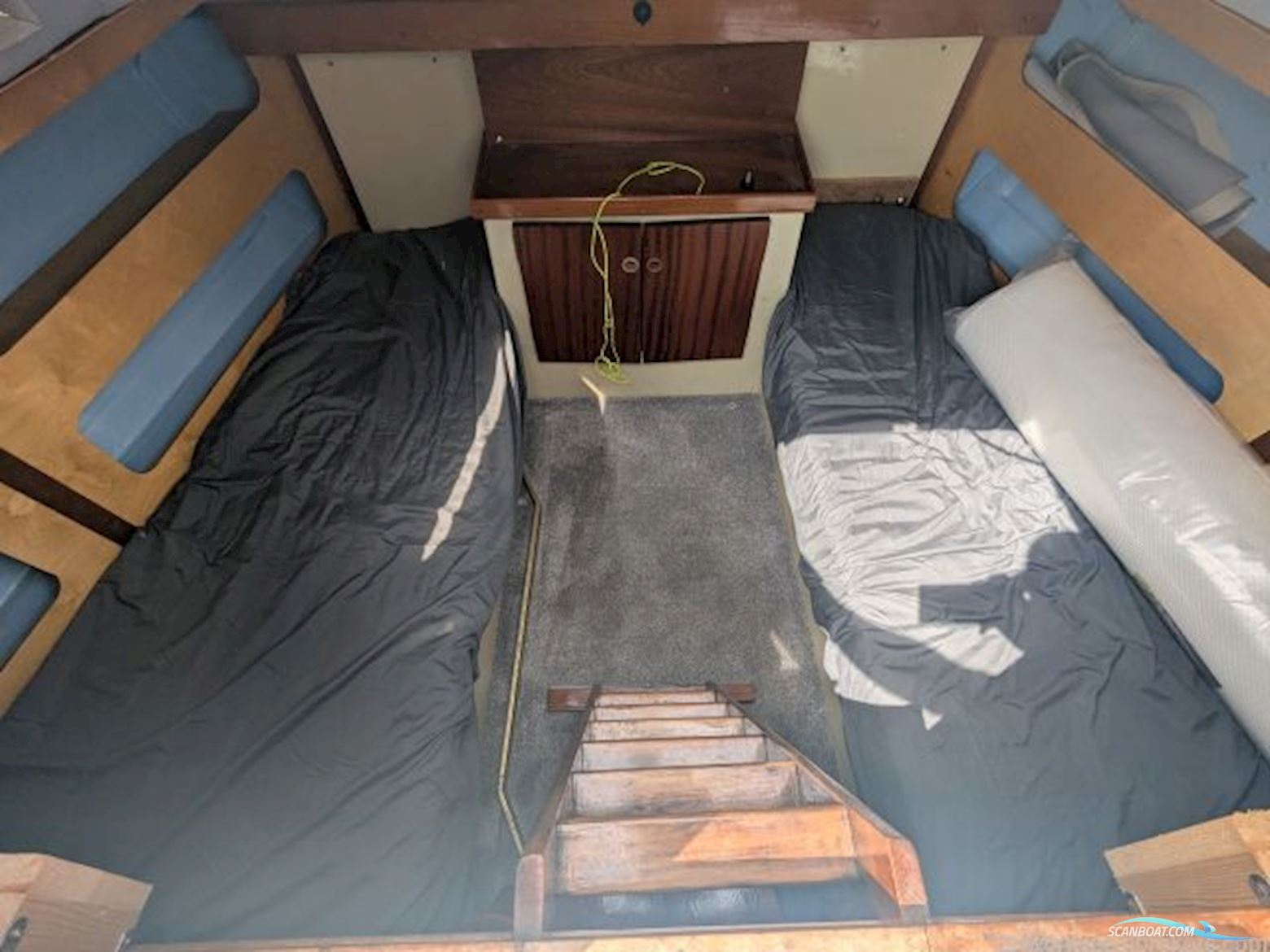 Moody 33 MK I Centre Cockpit