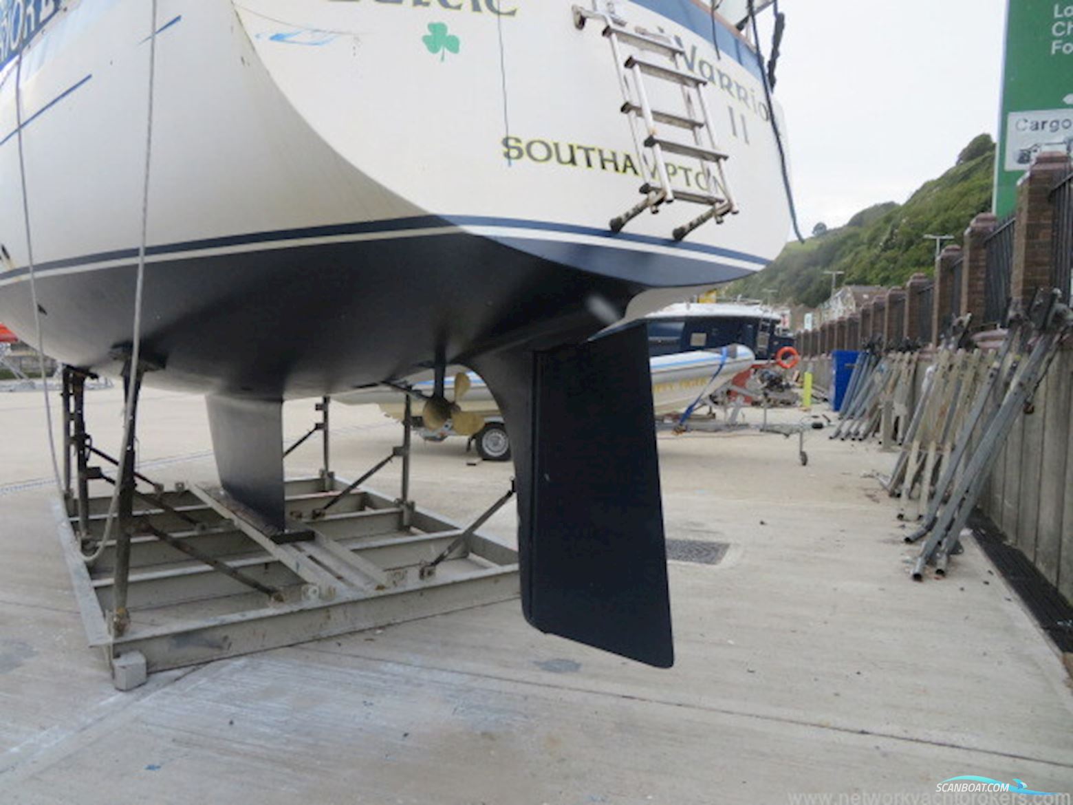 Moody 33 MK I Centre Cockpit