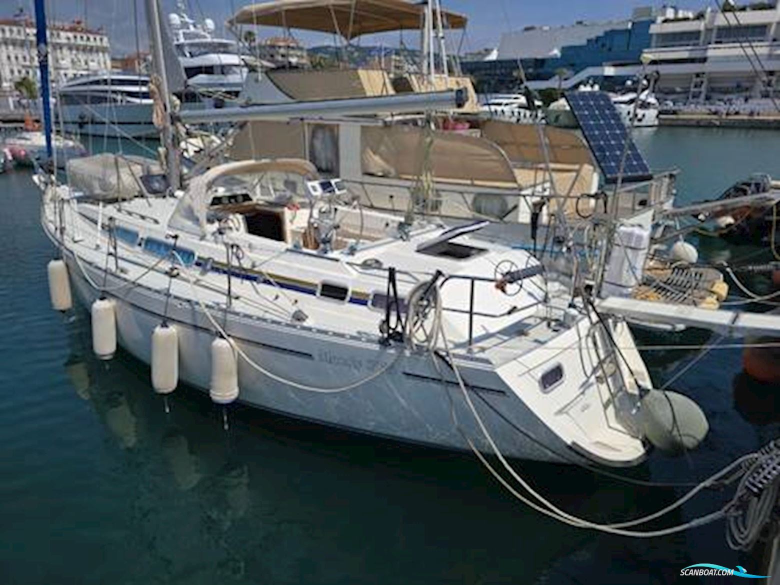 Moody 376 Centre Cockpit