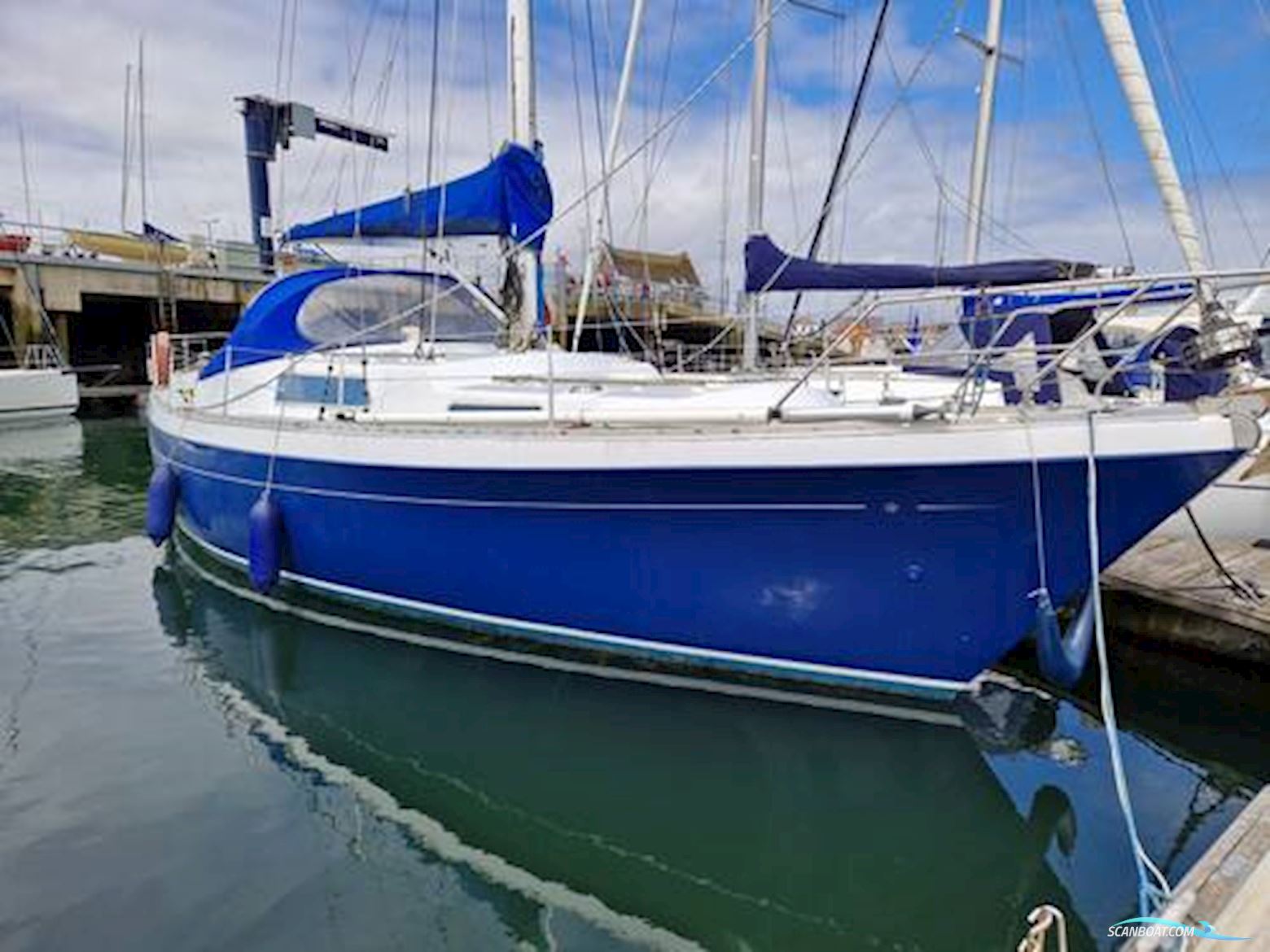 Moody 39 CC Segelbåt 1979, med Thornycroft motor, Ireland