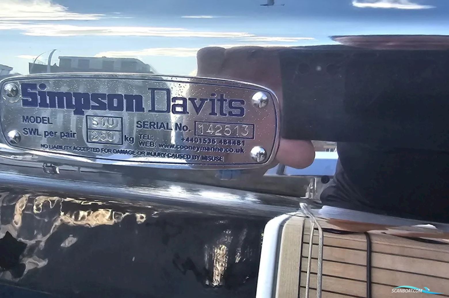 Moody 54 DS - Decksaloon