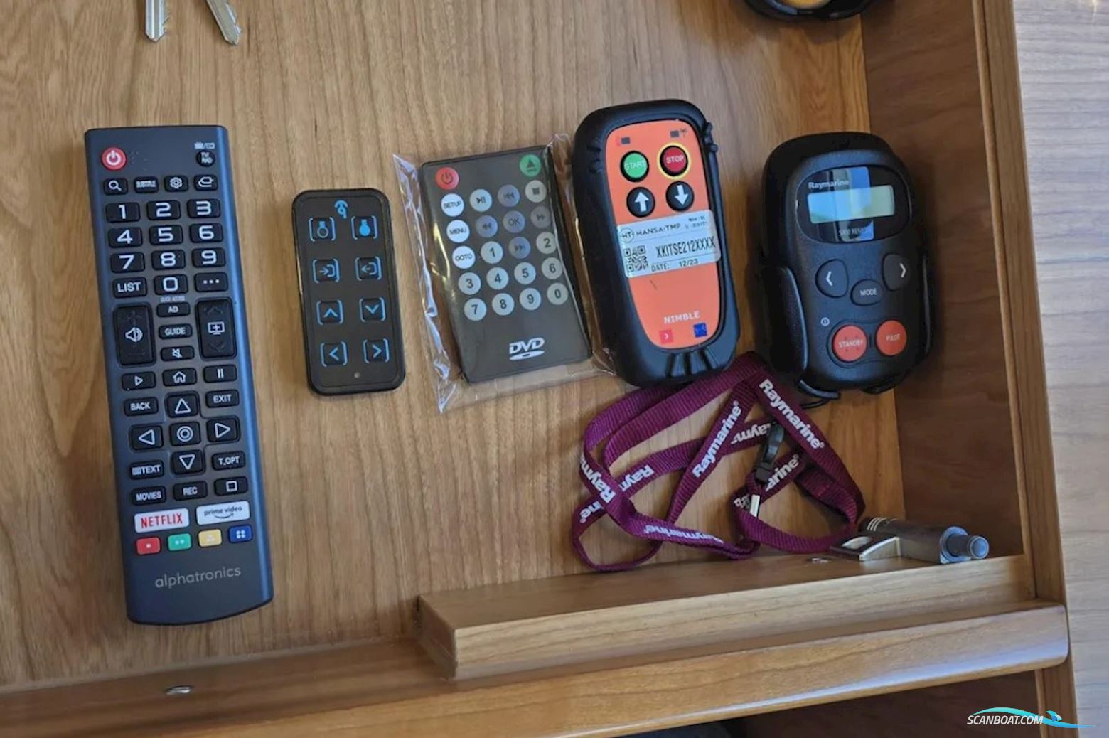 Moody 54 DS - Decksaloon