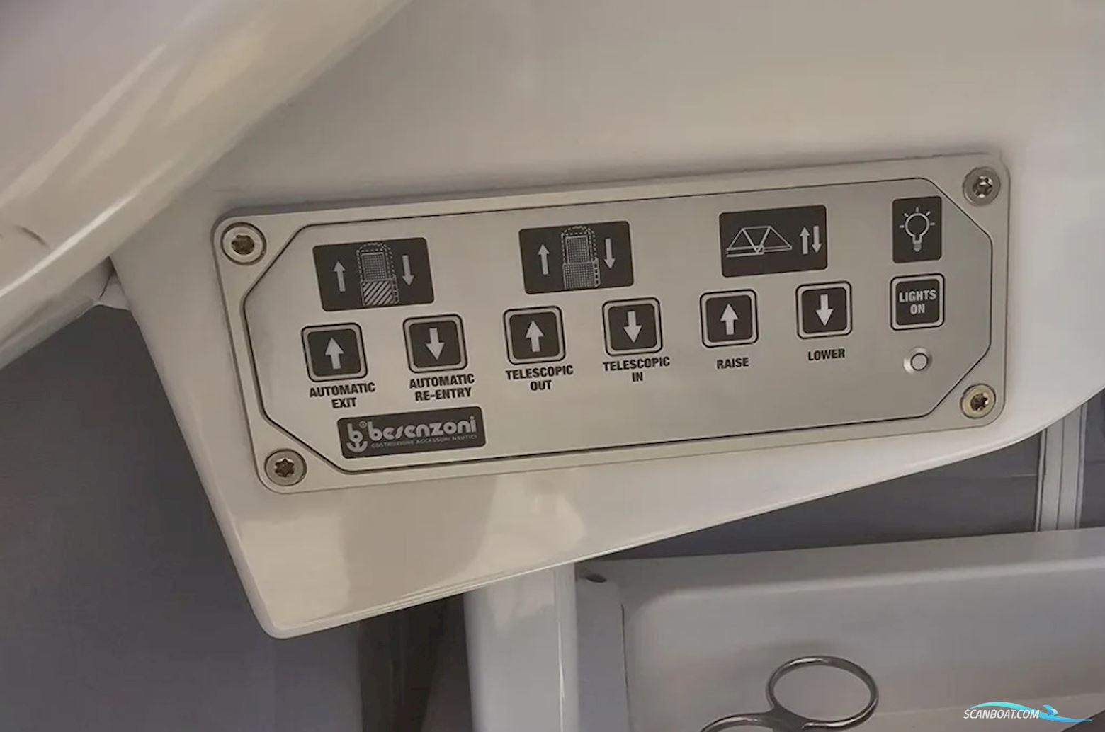 Moody 54 DS - Decksaloon