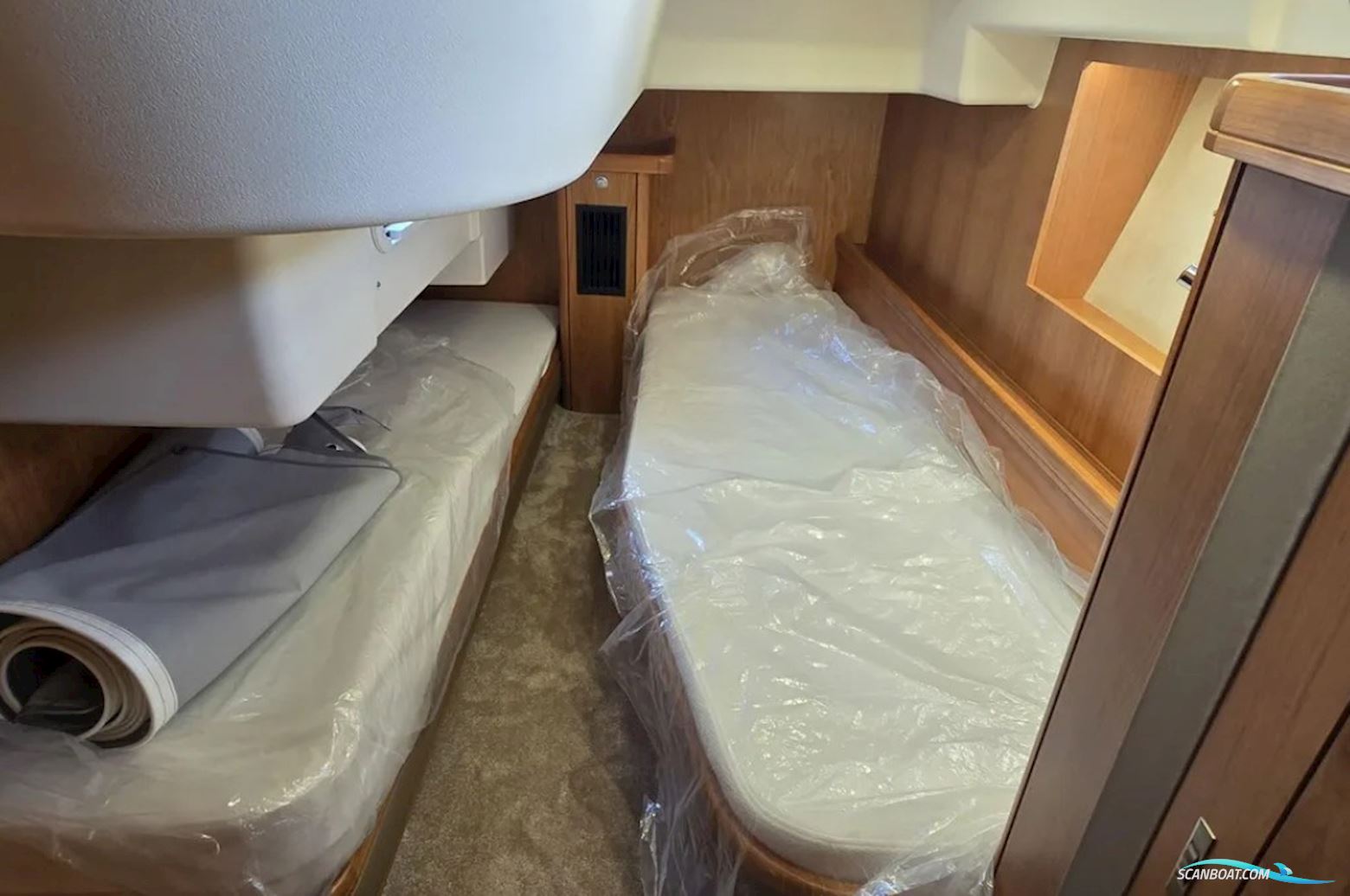 Moody 54 DS - Decksaloon