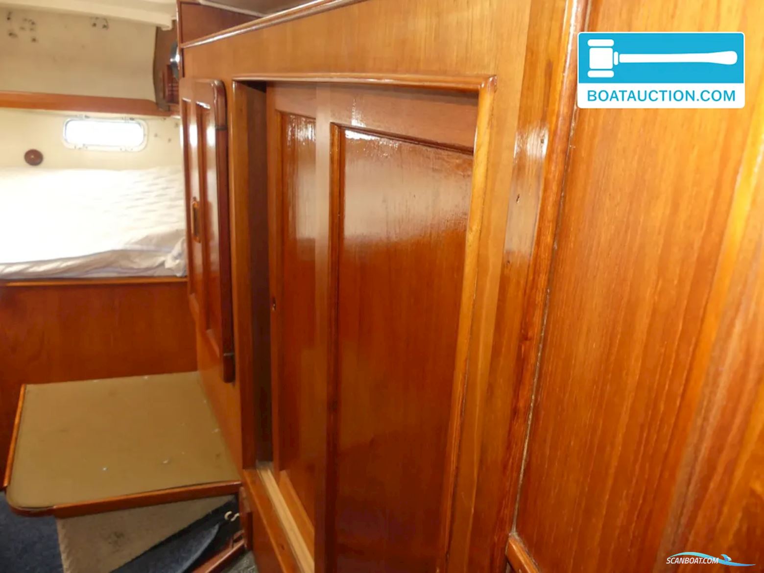 Morgan Out Island 41