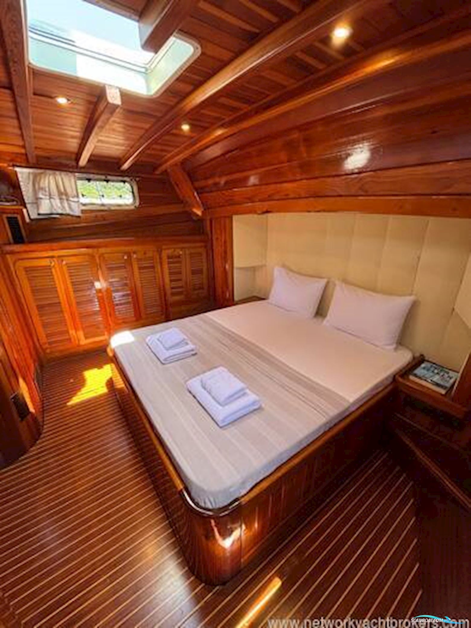 Motor Sailor / Goulet