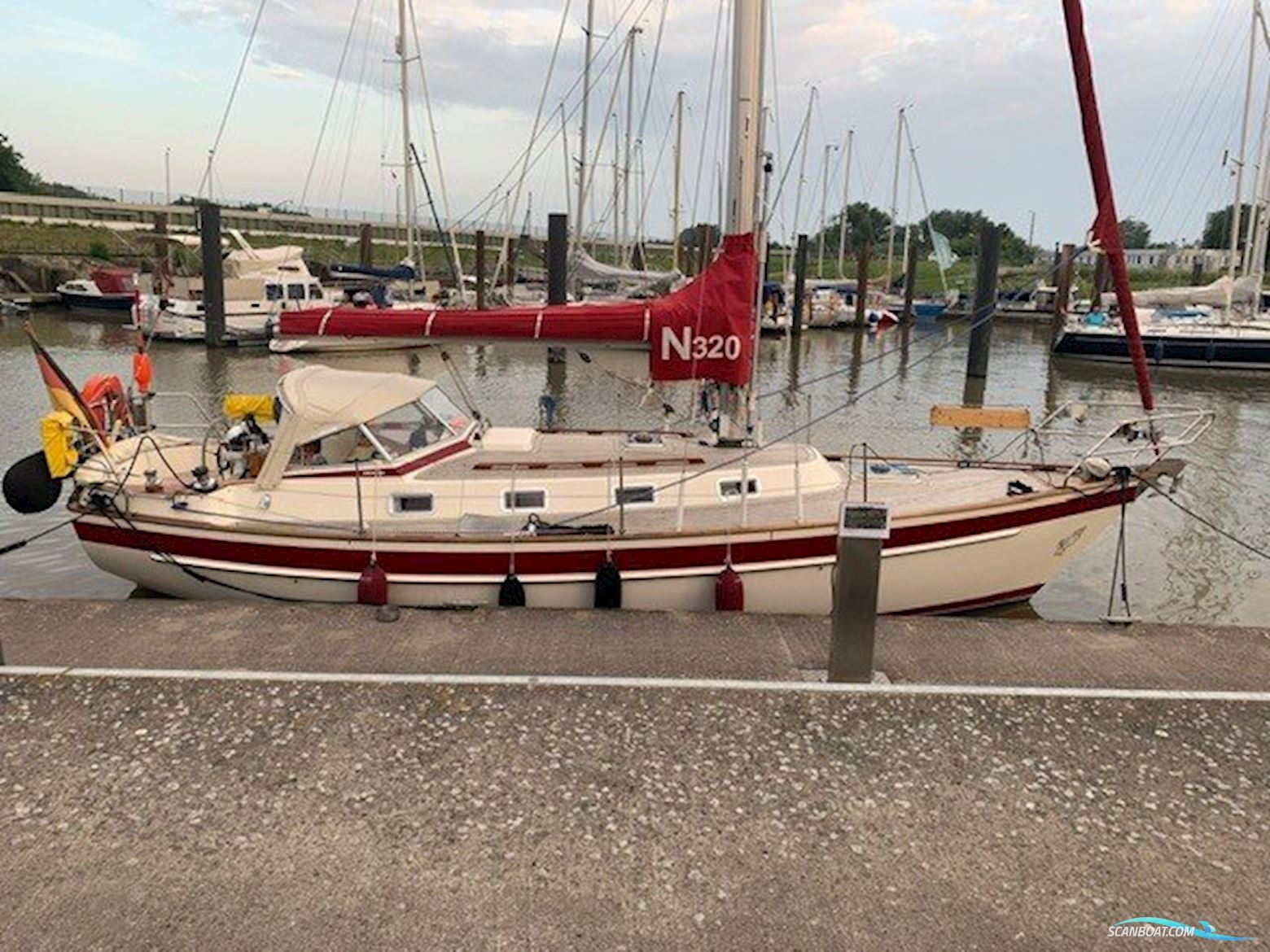 Najad 320 Segelbåt 1984, med Volvo Penta 2023 Saildrive motor, Tyskland