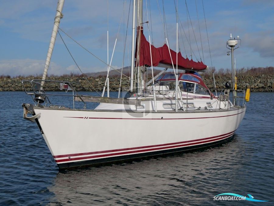 Najad 380 Segelbåt 2005, med Yanmar 4JH4E motor, England