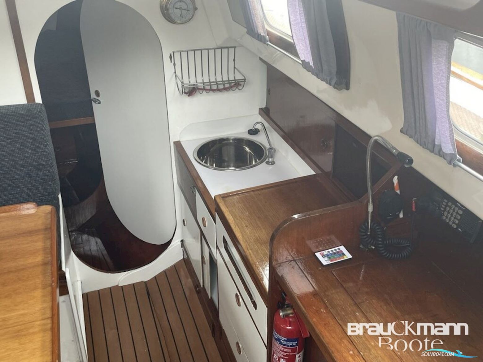 Nantucket Clipper 32