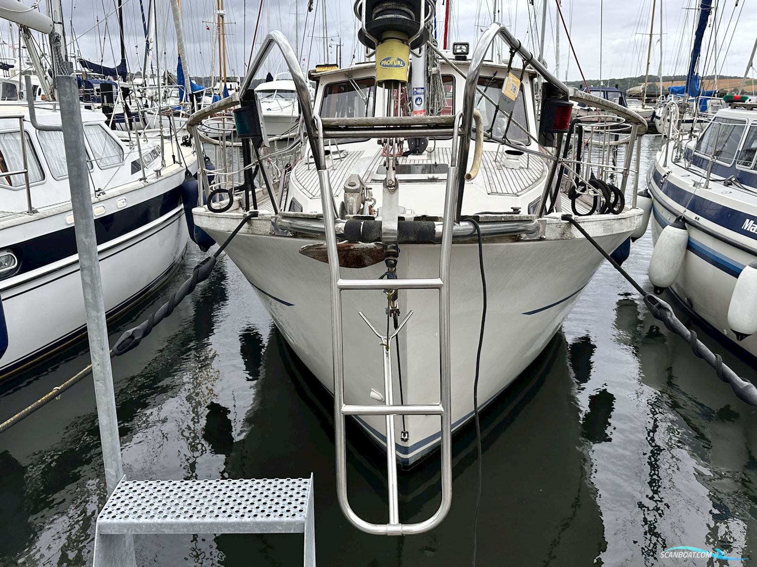 Nauticat 33