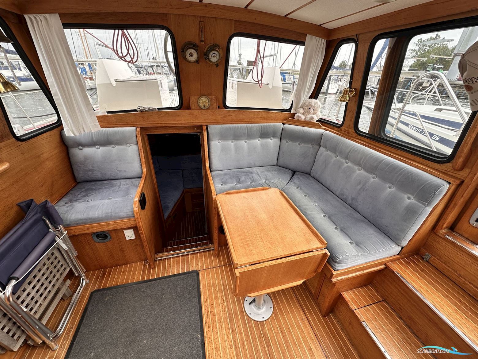 Nauticat 33