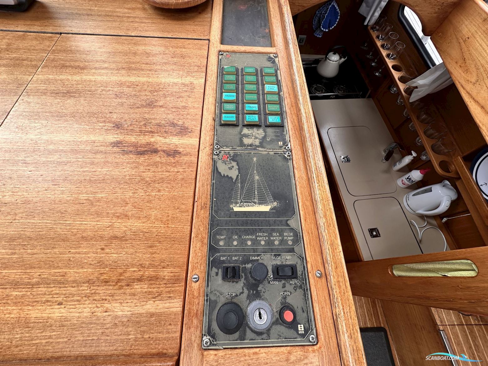 Nauticat 33