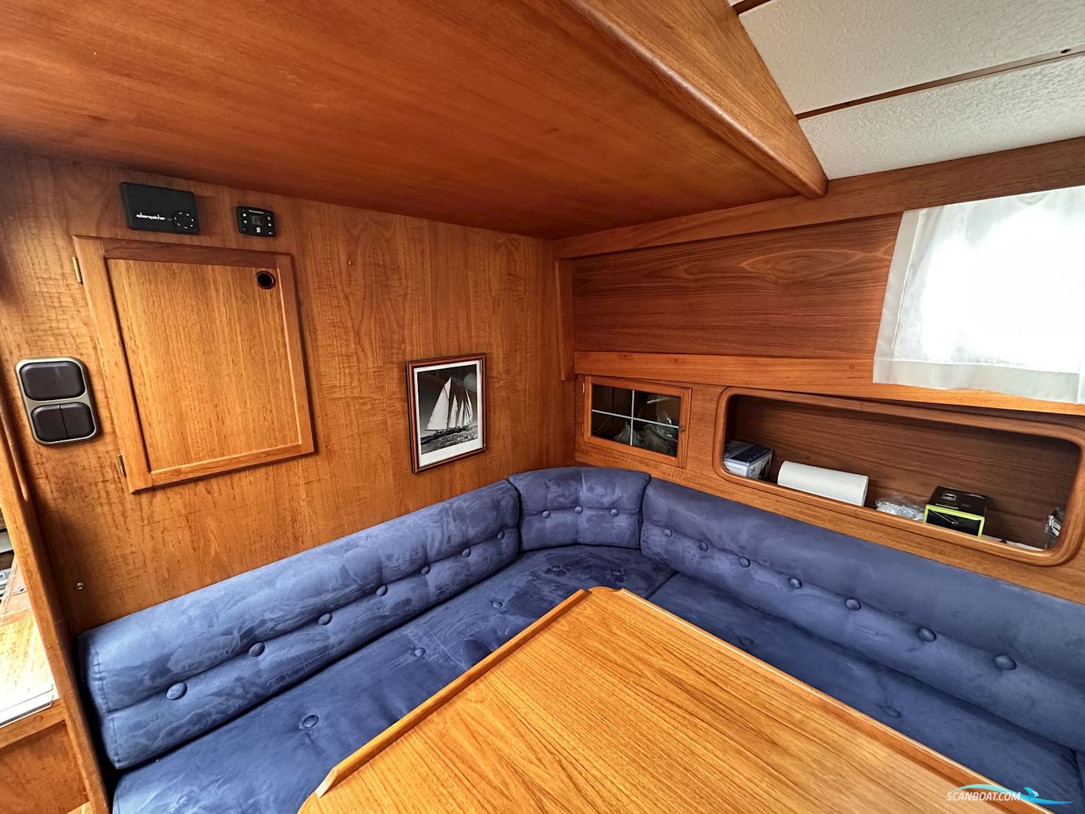 Nauticat 33