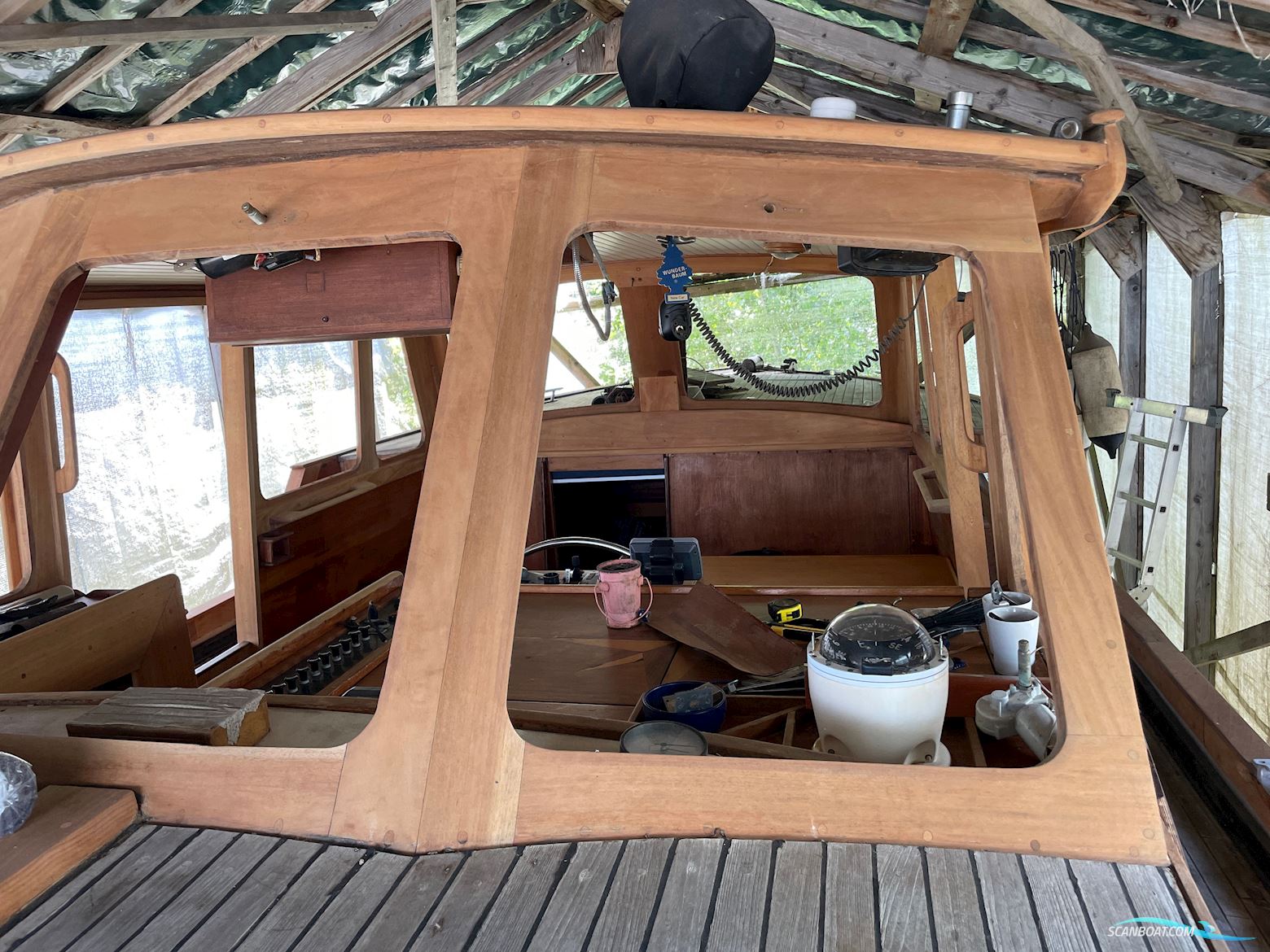 Nauticat 33