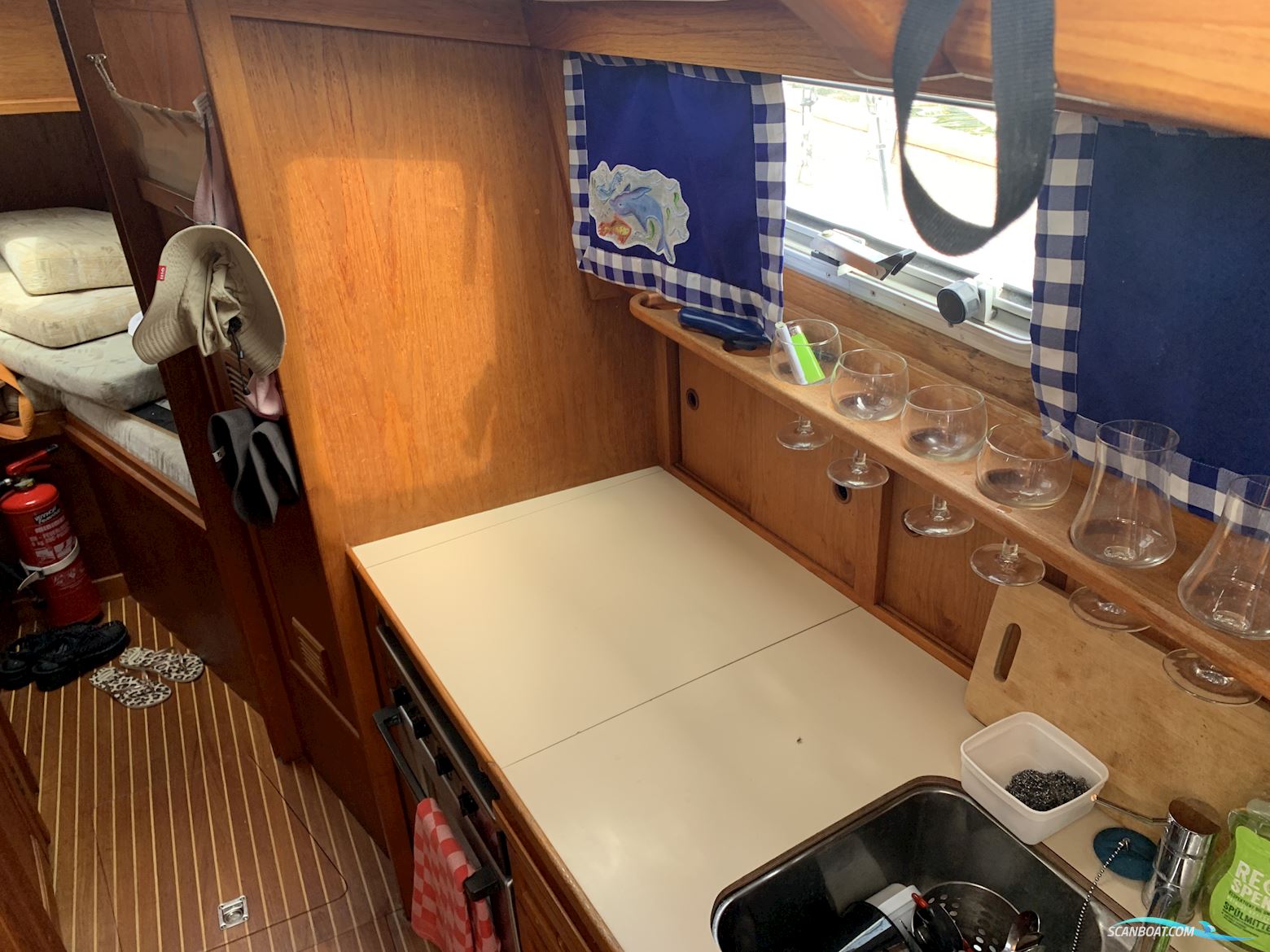 Nauticat 33