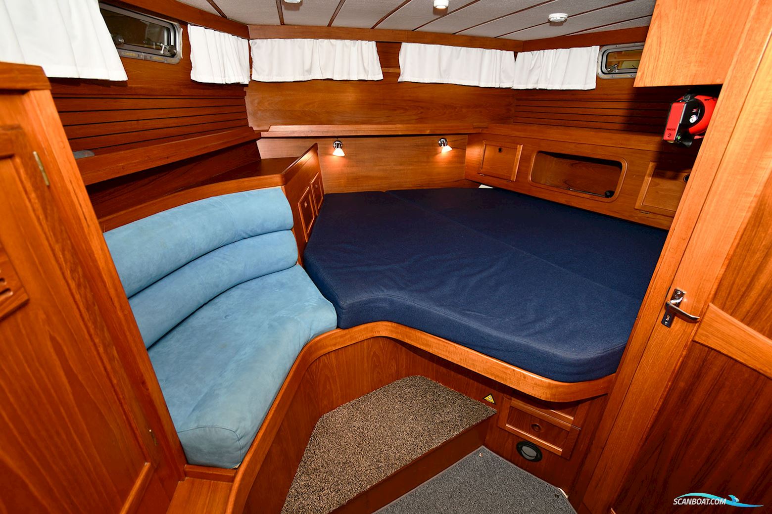 Nauticat 35