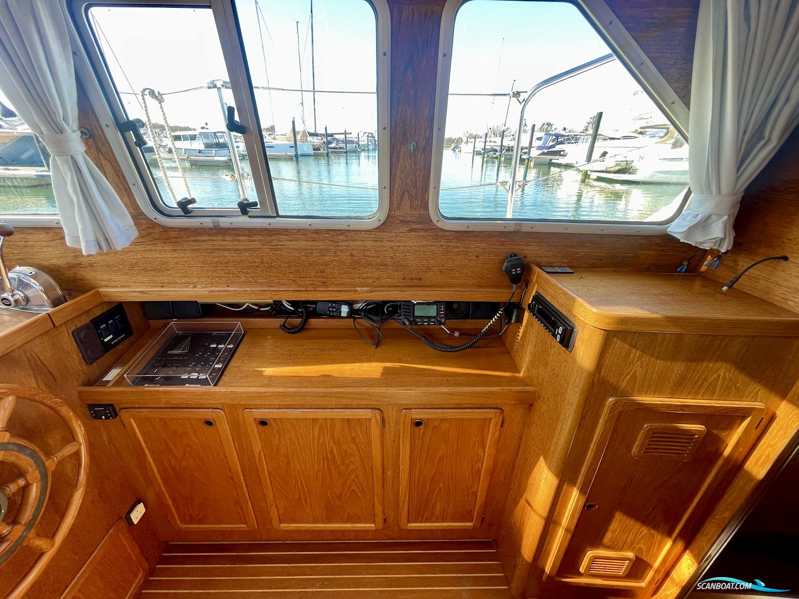 Nauticat 35