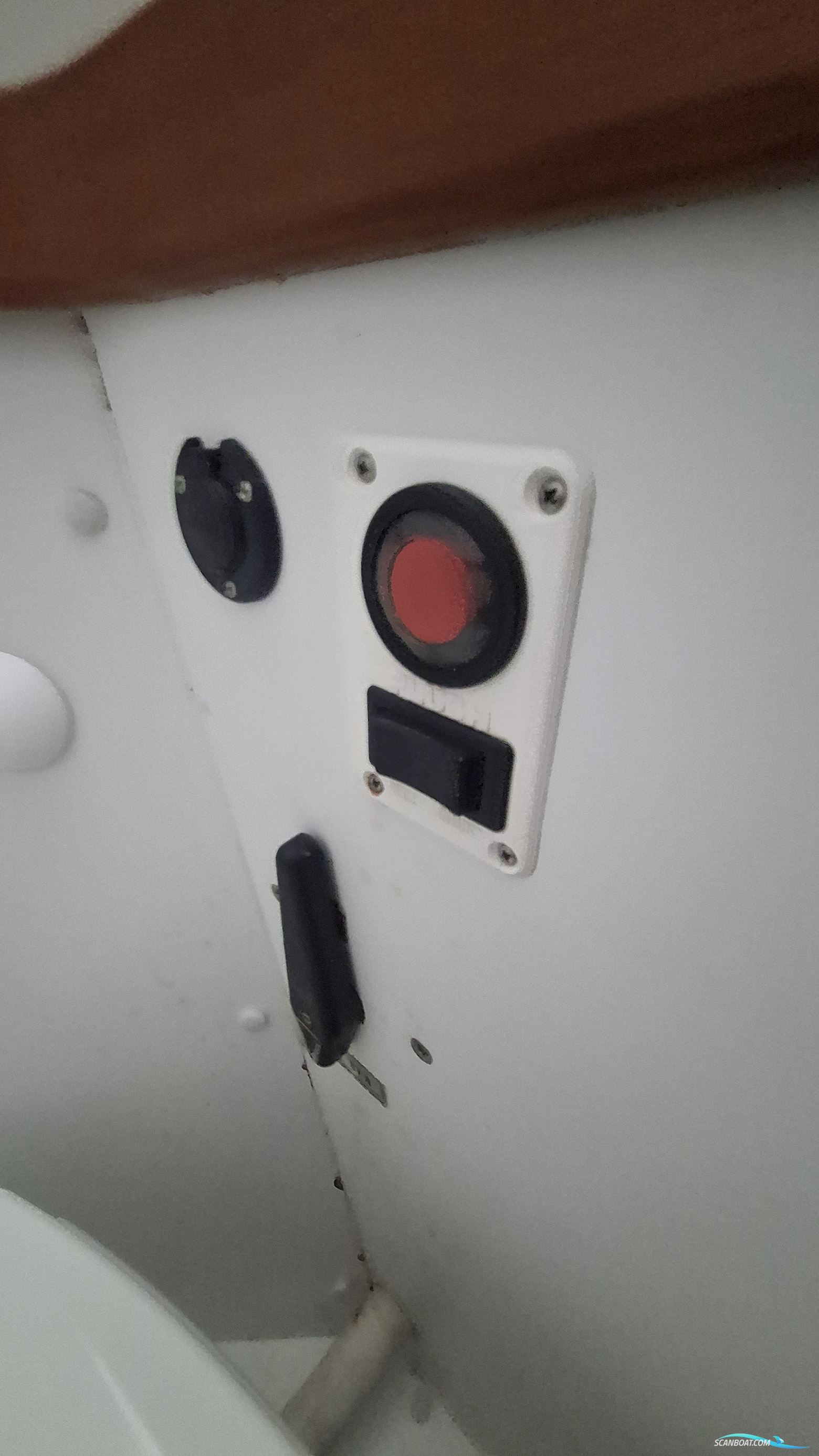 Nauticat 38
