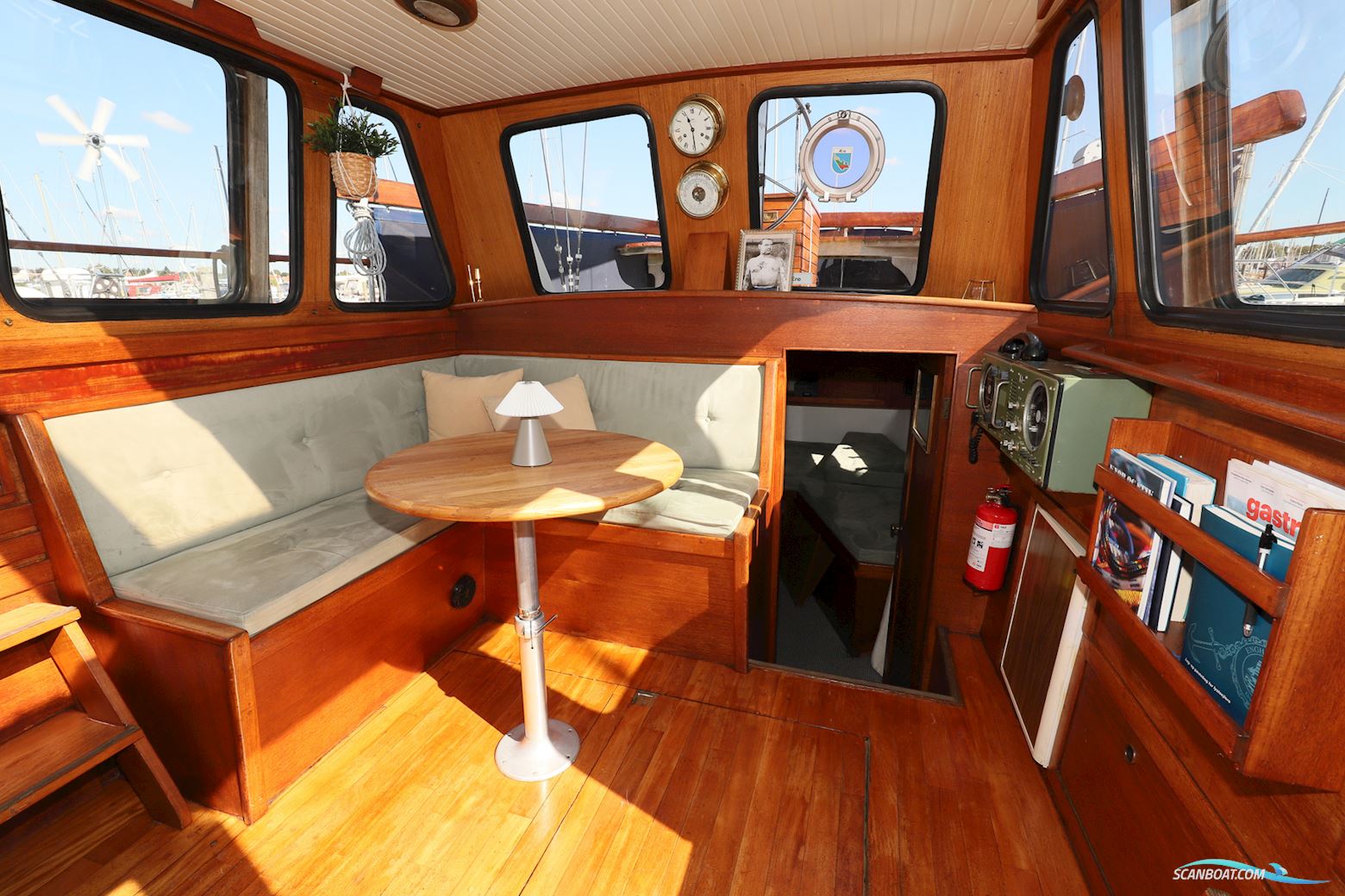Nauticat 38