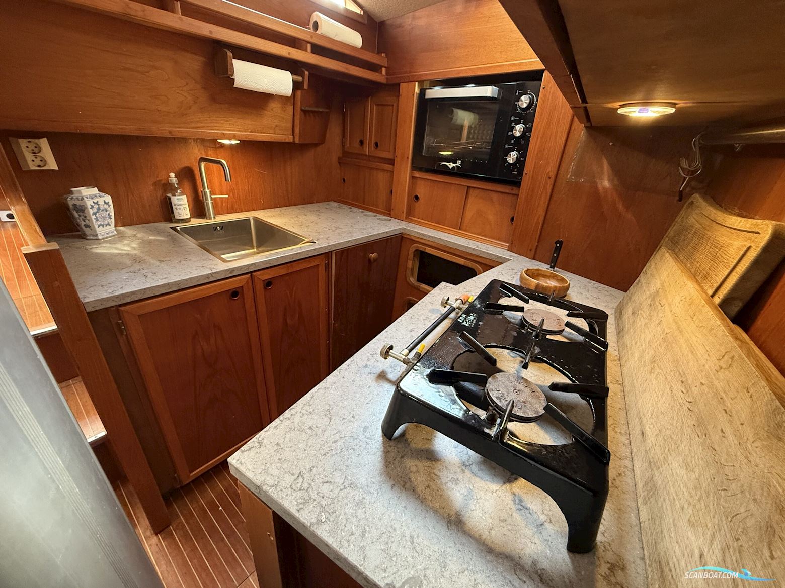 Nauticat 43 med mulig havneplads